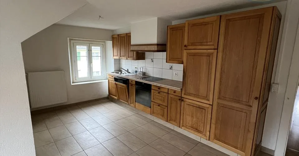 Maison de trois appartements à Courgenay avec grange – photo 13 sur 13