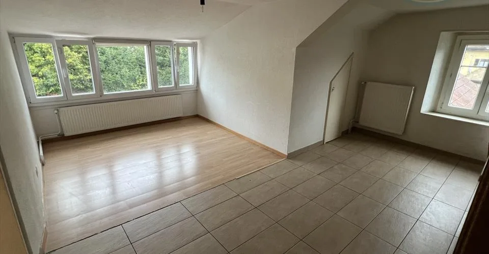 Maison de trois appartements à Courgenay avec grange – photo 11 sur 13