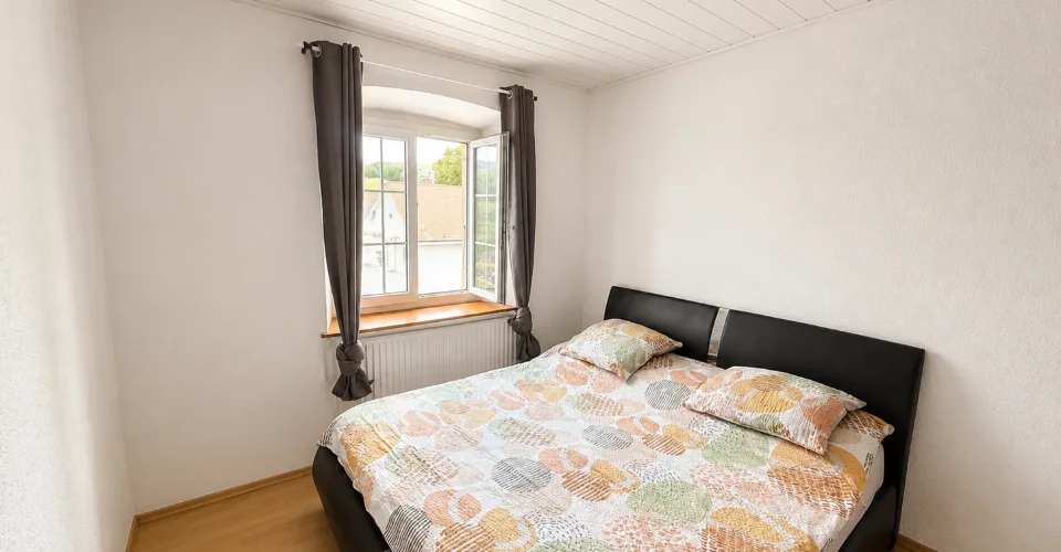 Charmante maison mitoyenne de 4,4 pièces avec jardin, cave voûtée et garage à Grandfontaine