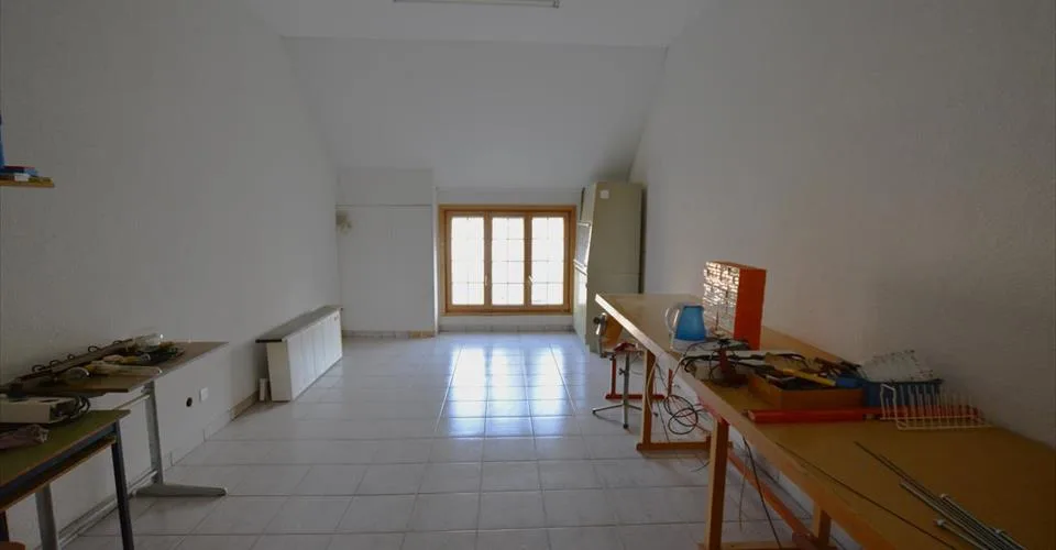 Propriété mixte à rénover située à Bure
