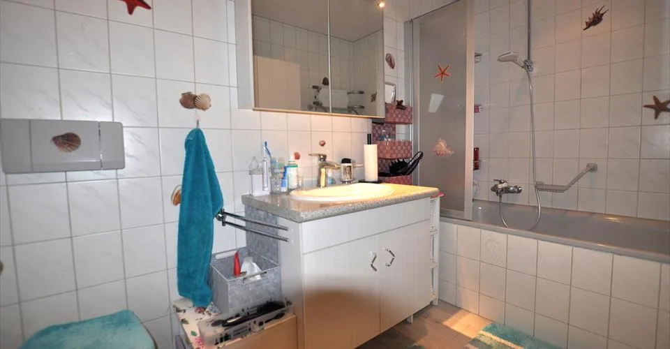 Jolie propriété, composée de deux logements, située à Courtemaîche
