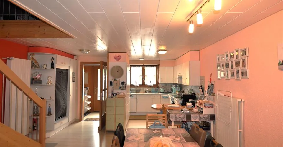 Jolie propriété, composée de deux logements, située à Courtemaîche