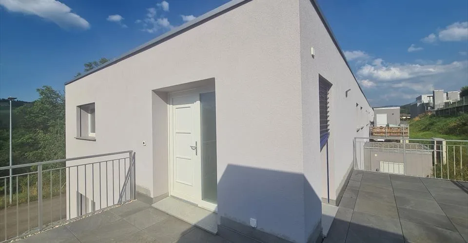 Joli appartement de 4,5 pièces idéalement bien situé et au calme vendu à un prix très raisonnable