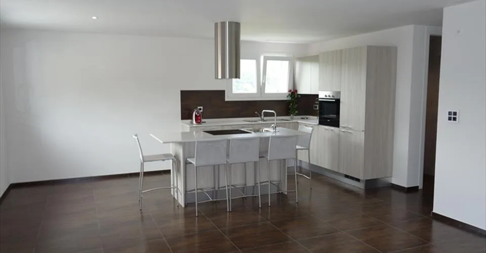 Joli appartement de 4,5 pièces idéalement bien situé et au calme vendu à un prix très raisonnable