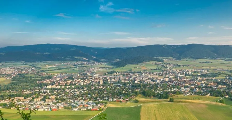Immeuble de rapport à fort rendement au cœur du centre-ville – photo 2 sur 2