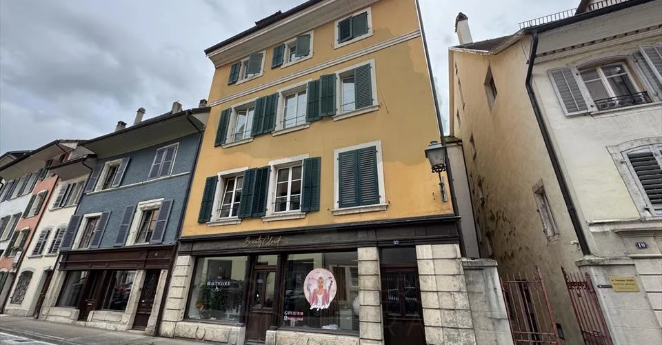 À VENDRE – Immeuble en vieille ville de Porrentruy