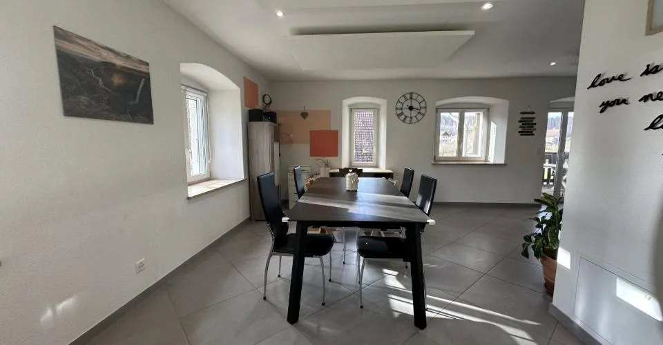 À vendre charmante maison rénovée à Coeuve