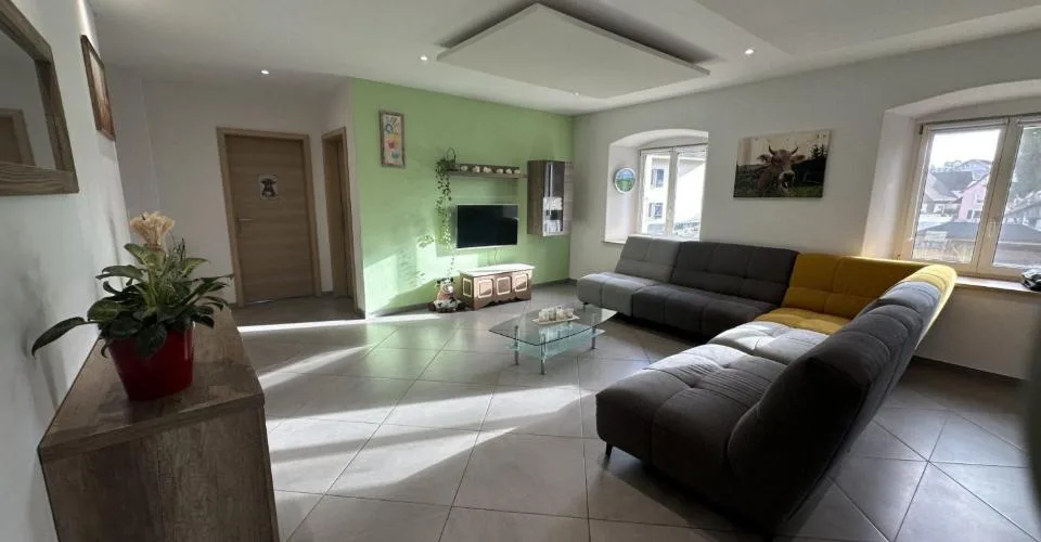 À vendre charmante maison rénovée à Coeuve