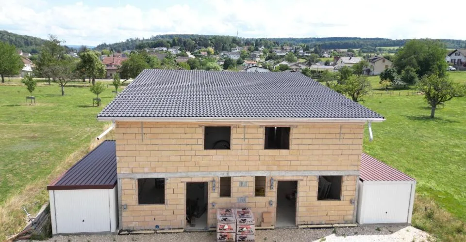 Construisez votre vision Deux maisons à terminer dans un écrin de verdure – Foto 4 von 11