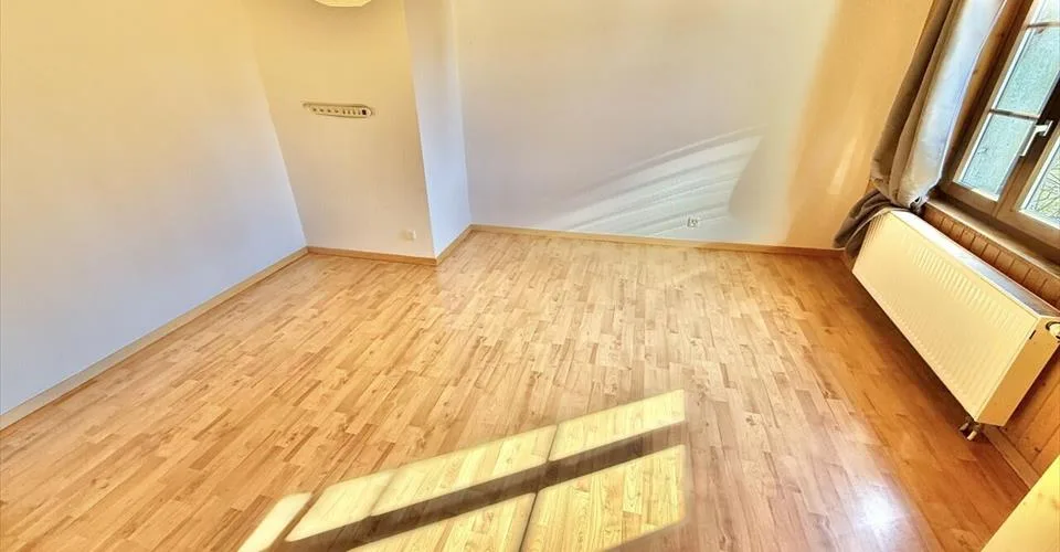 À vendre maison de 2 appartements rénovés à Courchapoix – foto 11 di 13