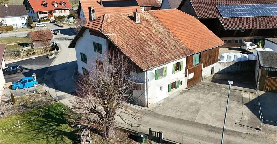 À vendre maison de 2 appartements rénovés à Courchapoix – foto 3 di 13
