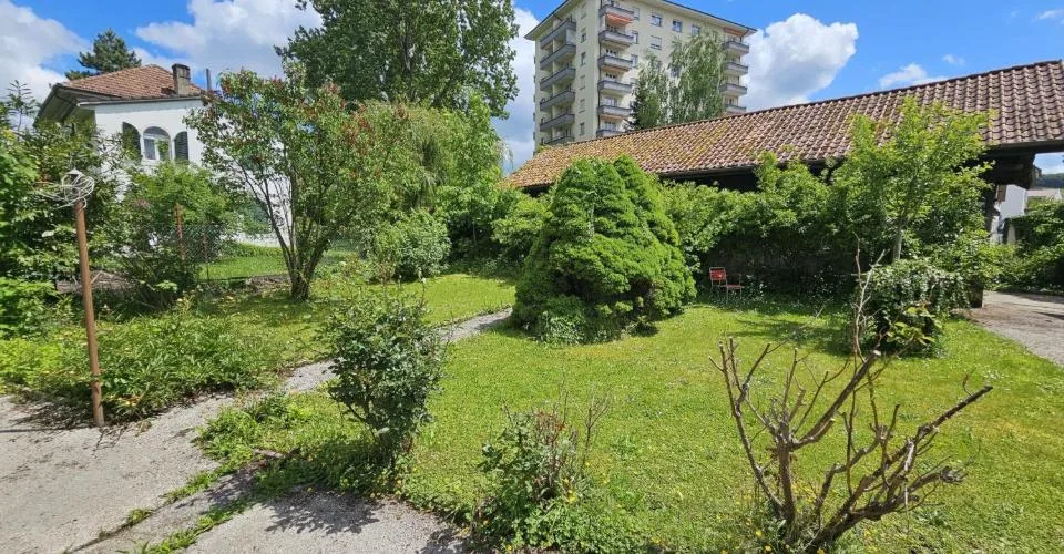 À vendre à Porrentruy maison de maître de 3 appartements