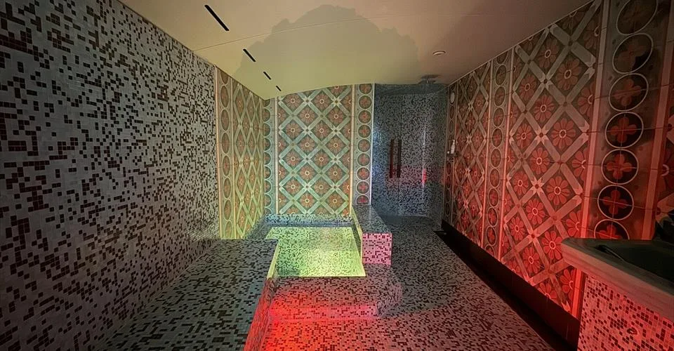 À VENDRE – BIEN D'EXCEPTION AU CŒUR DE L'AJOIE