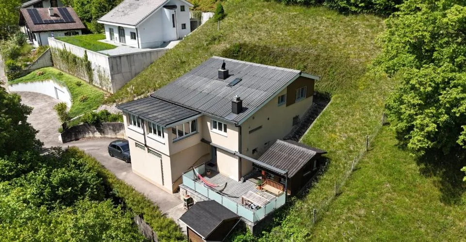 Maison à vendre de 6.5 pièces dans le village de Soyhières – foto 3 di 13