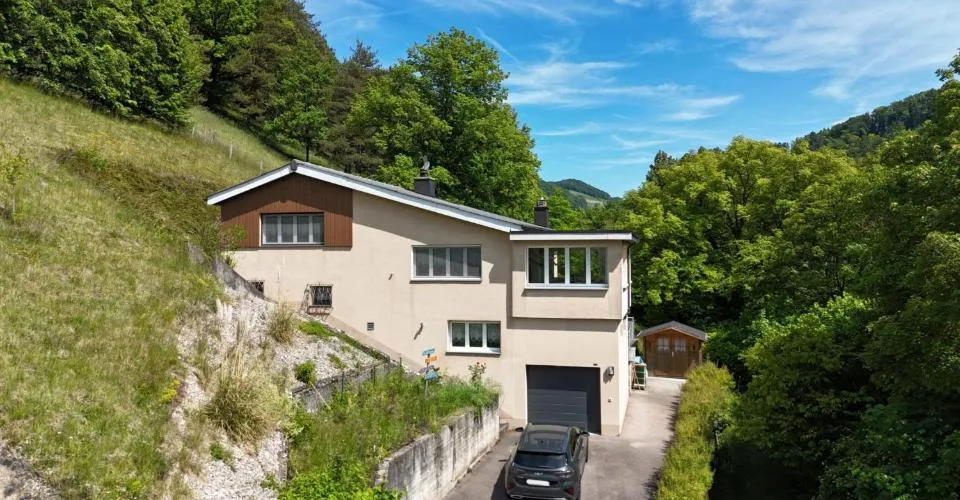Maison à vendre de 6.5 pièces dans le village de Soyhières