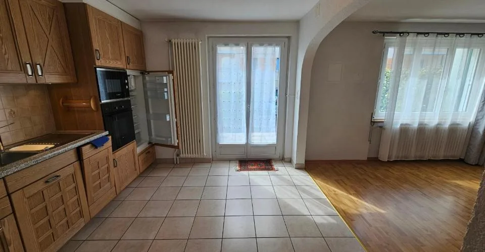 À vendre à Porrentruy maison mitoyenne de 4.5 pièces