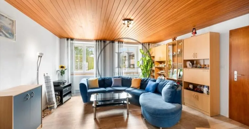 Superbe maison avec atelier et vaste terrain