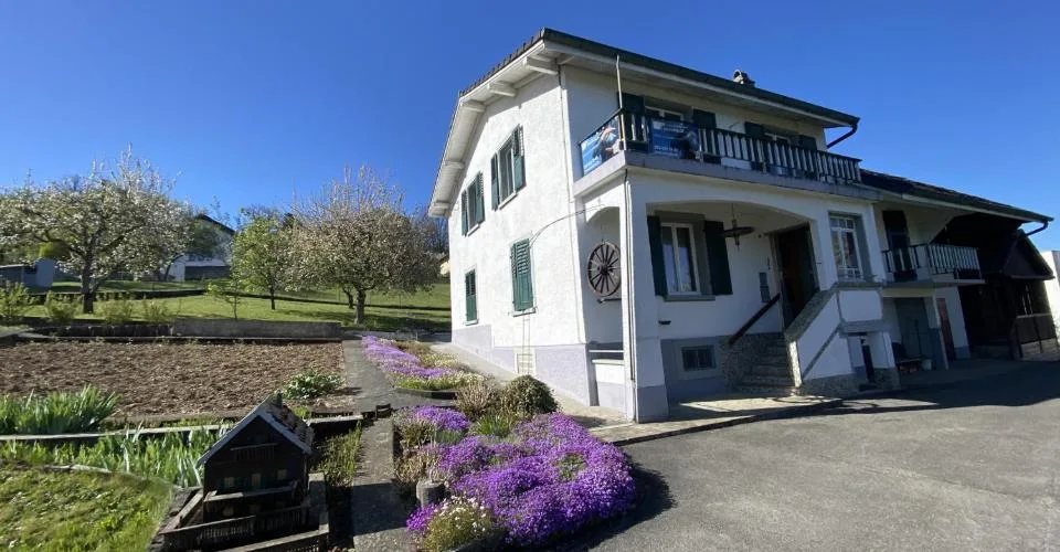 Maison familiale de 2 appartements, Courfaivre - 689000