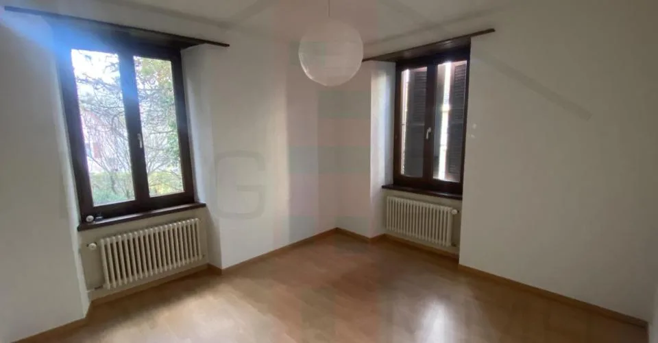 Appartement de 4,5 pièces avec haut plafond