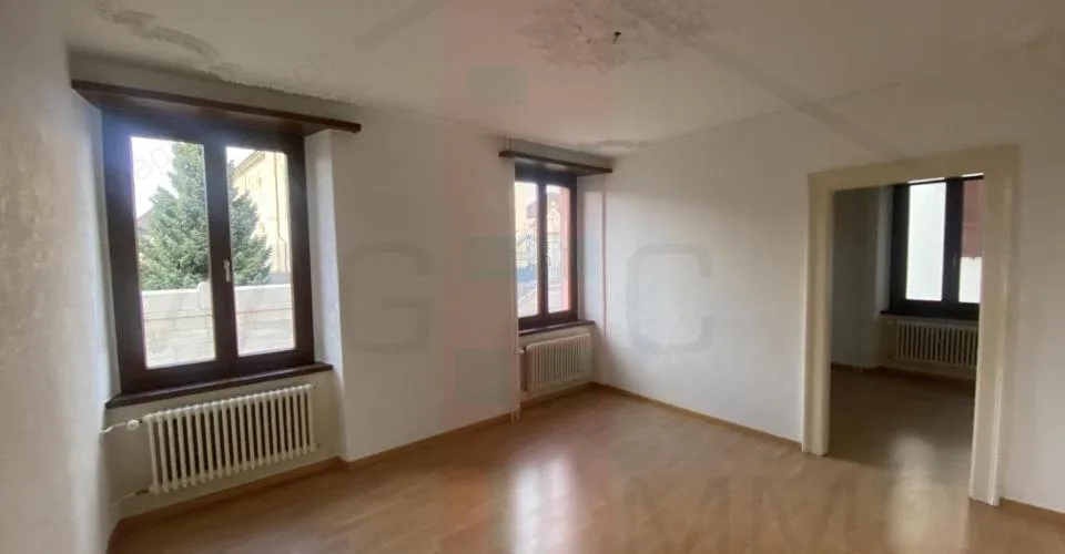 Appartement de 4,5 pièces avec haut plafond