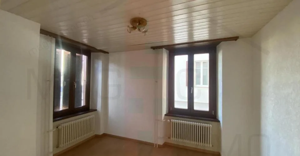 Appartement de 4,5 pièces avec haut plafond