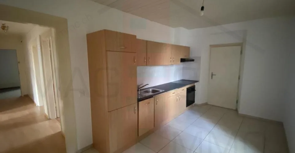 Appartement de 4,5 pièces avec haut plafond