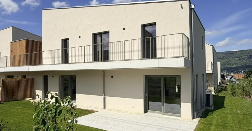 Villa, Rossemaison - 970000