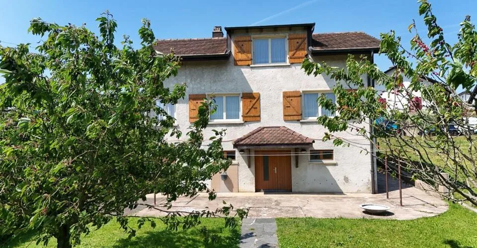 À Boncourt accueillante maison de 6.5 pièces à vendre