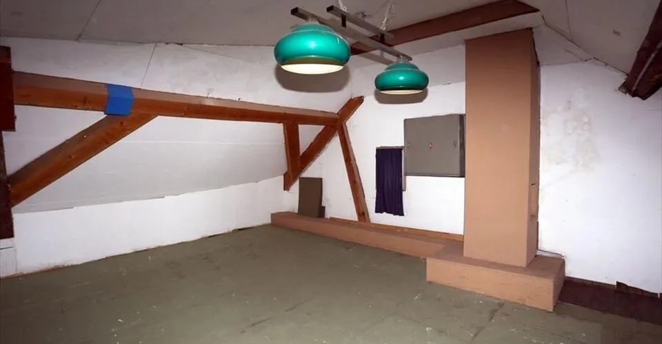 Grande bâtisse rénovée de 8 pièces à vendre à Alle