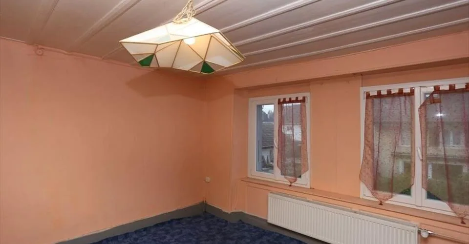 Grande bâtisse rénovée de 8 pièces à vendre à Alle