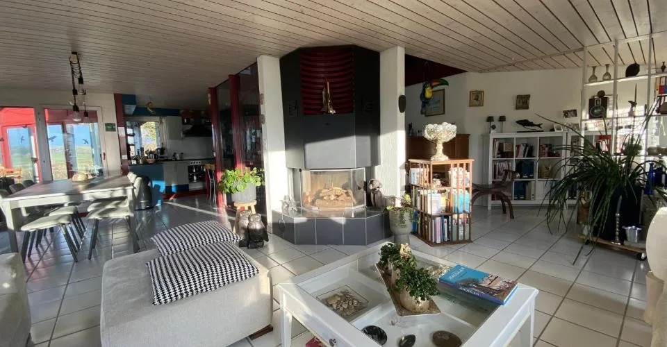 Villa, Bure - 679000