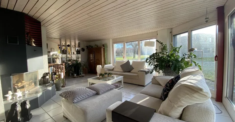 Villa, Bure - 679000