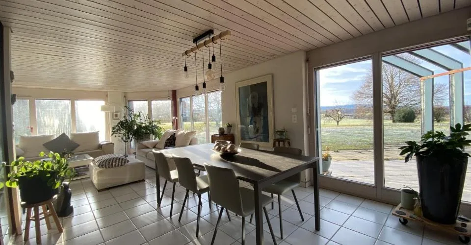 Villa, Bure - 679000