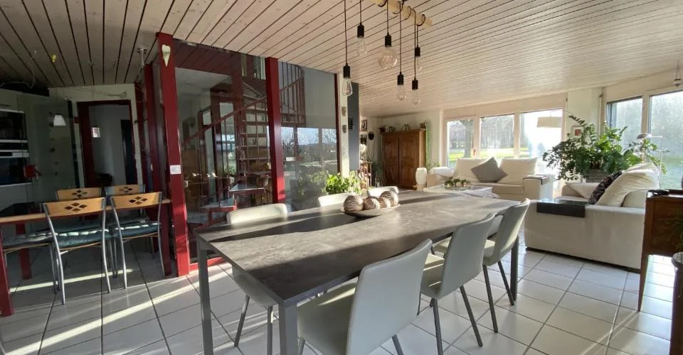 Villa, Bure - 679000