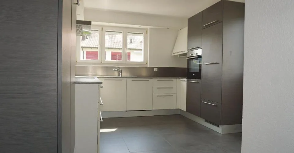 ARI-236 - Rendement - Très belle maison de 2 appartements de 4,5 et 3,5 pièces sur une parcelle de 1'134 m2 – Foto 6 von 13
