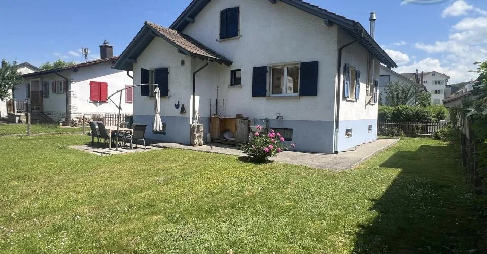 Maison familiale avec jardin et volumes généreux à Porrentruy