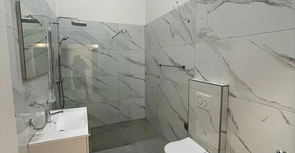 Appartement moderne de 3,5 pièces au centre du village de Courgenay