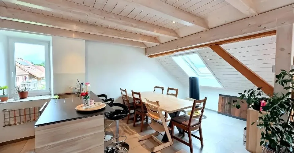 Loft contemporain de 4,5 pièces 153 m² de volumes et de lumière à Alle