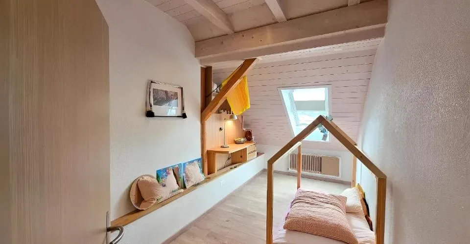 Loft contemporain de 4,5 pièces 153 m² de volumes et de lumière à Alle