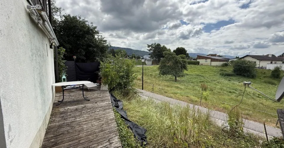 Charmant triplex sur 3 niveaux avec poêle à bois, terrasse et jardin – foto 12 di 13