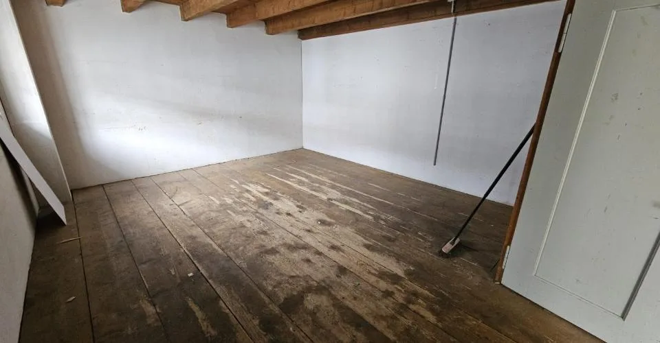 À Epauvillers maison villageoise de 8 pièces à vendre