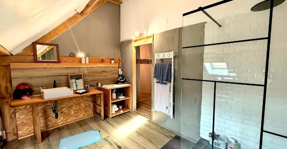 Maison à vendre - Hyper charmante avec un fort potentiel d'agrandissement