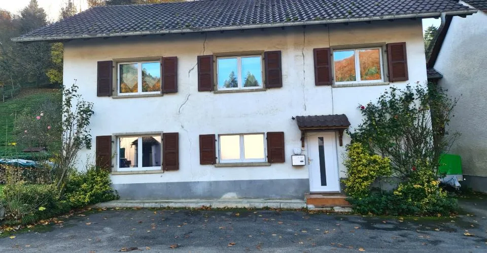Grande maison familiale atypique de 7,5 pièces