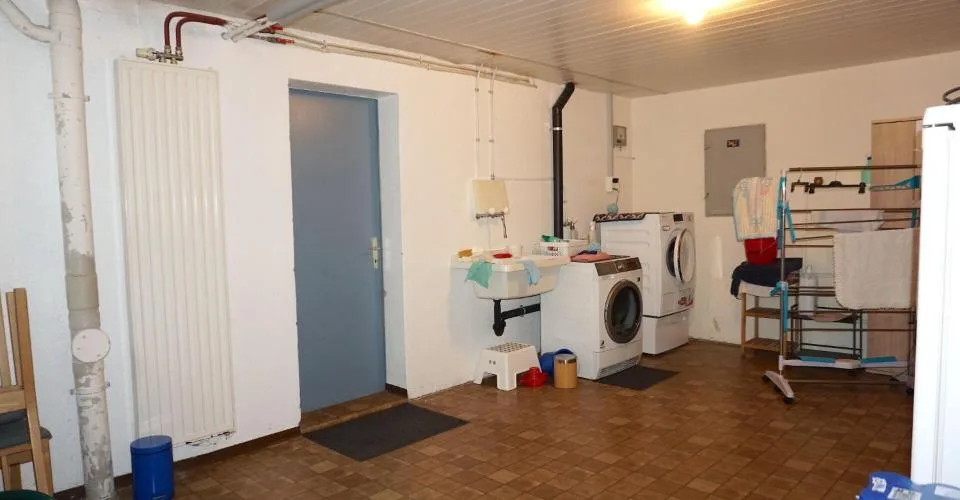 ARI-231 Maison individuelle rénovée de 5,5 pièces sur une parcelle de 760 m2 – foto 12 di 13