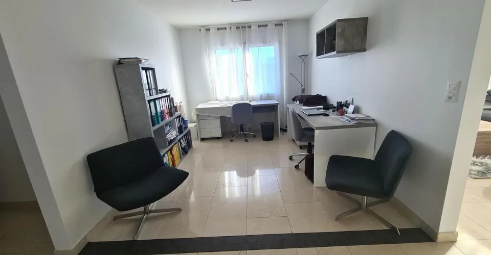 Villa de 8.5 pièces à vendre sur les hauteurs de Delémont