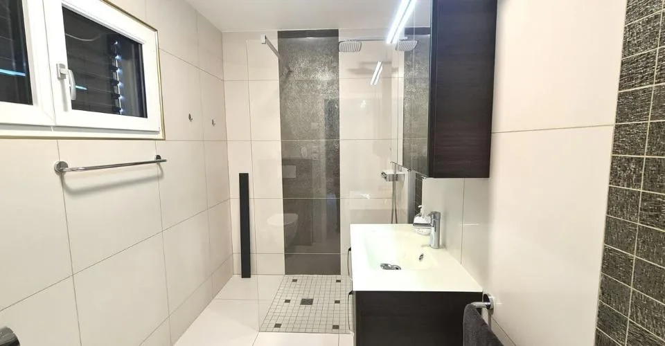 Villa de 8.5 pièces à vendre sur les hauteurs de Delémont