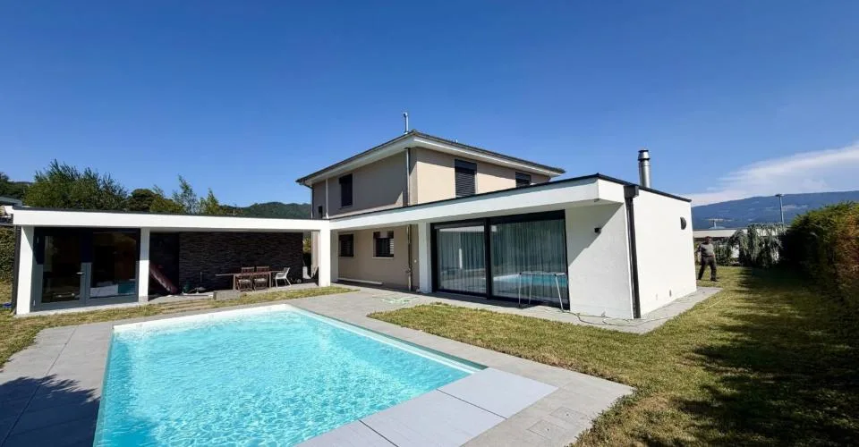 Villa de 8.5 pièces à vendre sur les hauteurs de Delémont