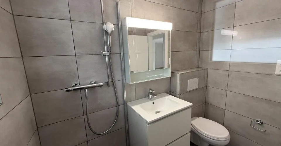 Maison fraîchement rénovée au coeur de Vicques – Foto 10 von 13