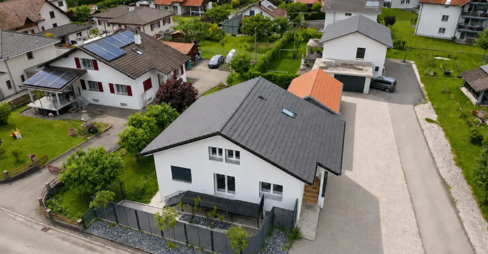 Maison fraîchement rénovée au coeur de Vicques – Foto 4 von 13