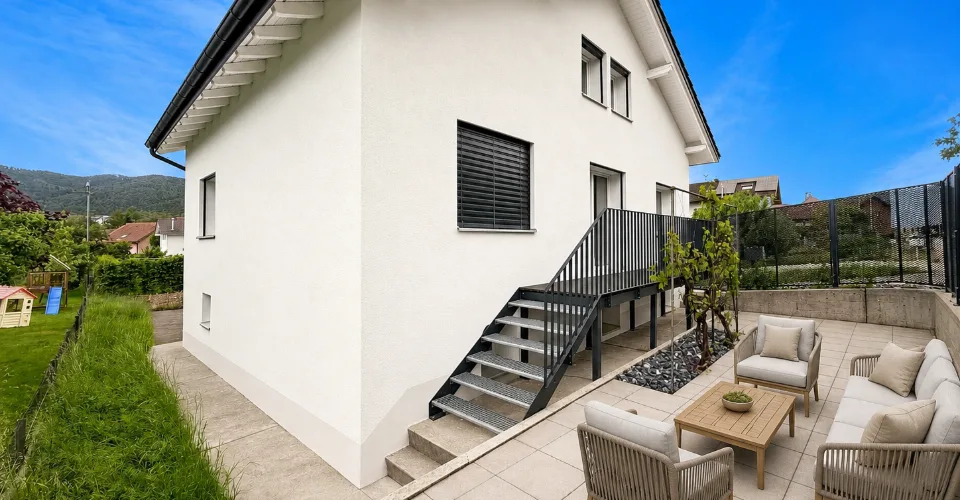 Maison fraîchement rénovée au coeur de Vicques – Foto 3 von 13